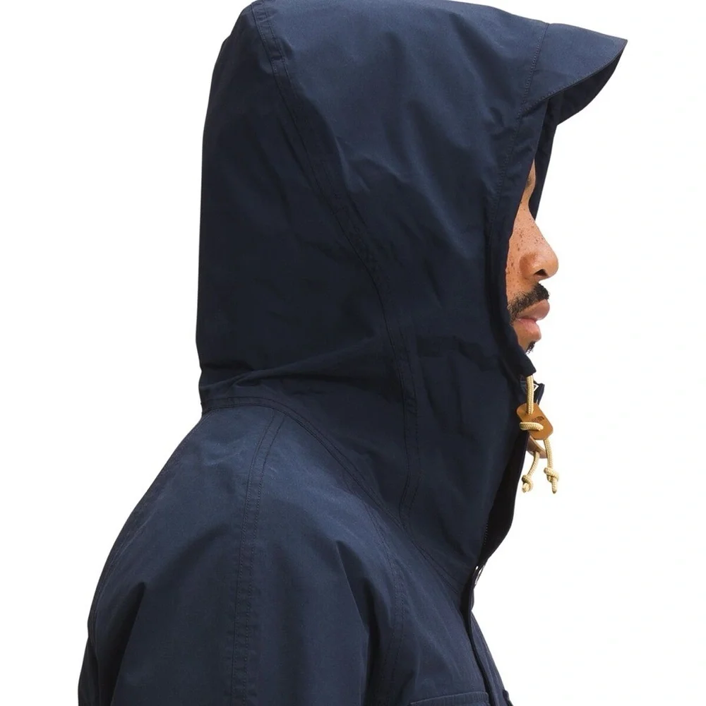 The North Face DryVent Mountain Parka - Men's NWT
